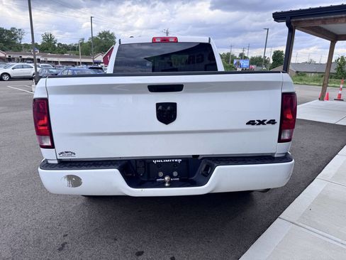 Used 2019 RAM 1500 Express w/ Express Value Package AWD/4WD image 7