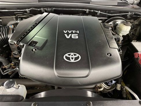 Used 2013 Toyota Tacoma 4x4 Double Cab w/ SR5 Pkg image 30