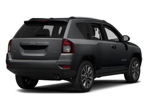 Used 2014 Jeep Compass Latitude AWD/4WD image 3