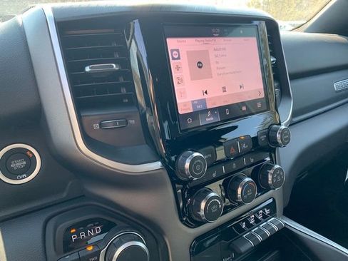 New 2026 RAM 1500 4x4 Crew Cab image 18