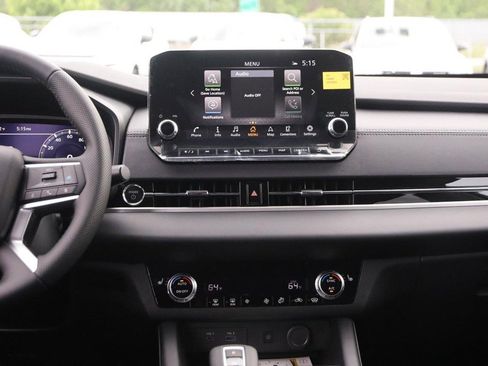 New 2026 Nissan Rogue SL AWD/4WD image 25