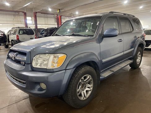 Used 2006 Toyota Sequoia SR5 image 7