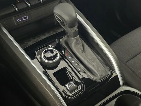 Used 2023 Chevrolet Colorado Trail Boss image 33