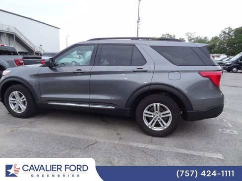 Used 2023 Ford Explorer XLT w/ Class IV Trailer Tow Package AWD/4WD image 4