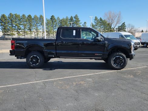New 2026 Ford F350 Platinum w/ Tremor Off-Road Package AWD/4WD image 16