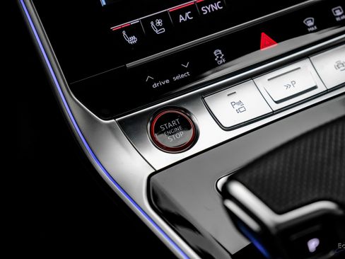 Used 2025 Audi RS 6 performance image 70