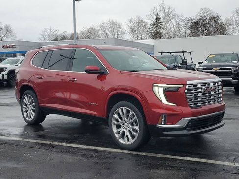 New 2026 GMC Acadia Denali w/ Super Cruise Package image 2