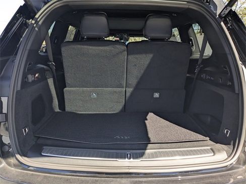 New 2025 Jeep Grand Cherokee L Summit w/ Luxury Tech Group V image 12