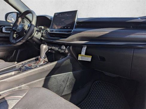 Used 2023 Jeep Compass Trailhawk w/ Trailhawk Convenience Group image 21