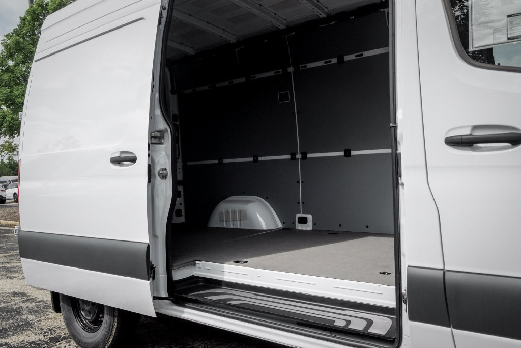 Used 2026 Mercedes-Benz Sprinter 2500 image 10