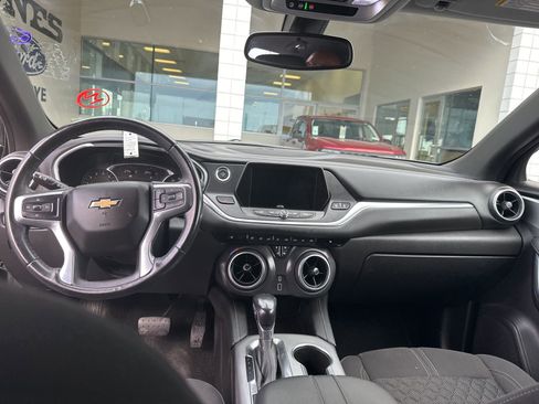 Used 2019 Chevrolet Blazer LT image 14