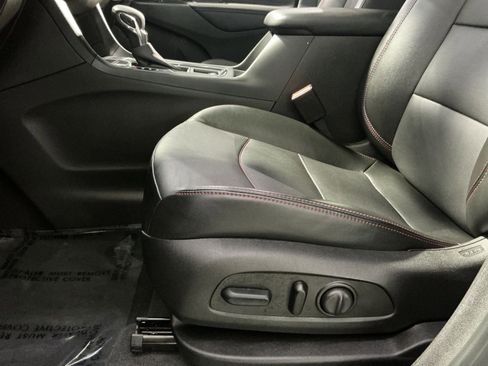 Used 2024 Chevrolet Equinox RS w/ RS Leather Package FWD image 15