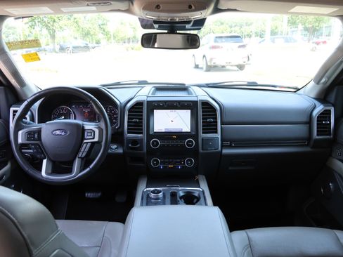 Used 2021 Ford Expedition Max XLT AWD/4WD image 17