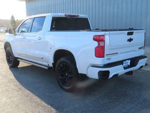 Used 2024 Chevrolet Silverado 1500 High Country AWD/4WD image 10