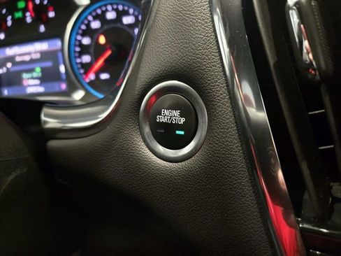 Used 2023 Chevrolet Traverse LT w/ LPO, Floor Liner Package image 30