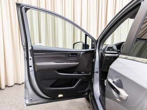 Used 2024 Honda Odyssey EX-L image 8