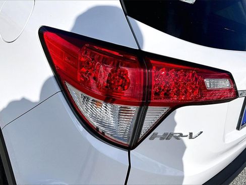 Used 2021 Honda HR-V EX image 22