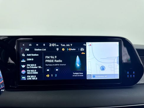 Used 2024 Hyundai Palisade Limited FWD image 6