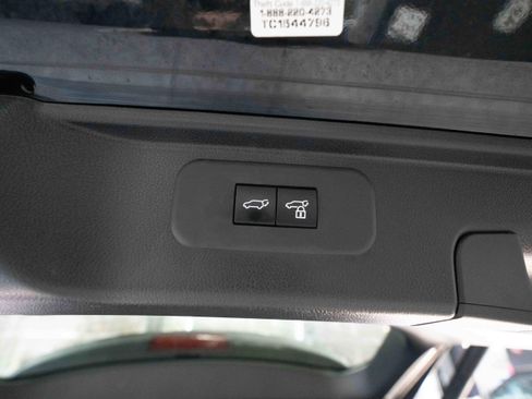 Used 2024 Toyota Grand Highlander XLE image 29