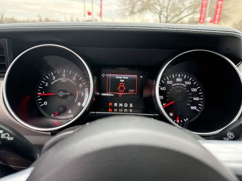 Used 2022 Ford Mustang Premium image 21