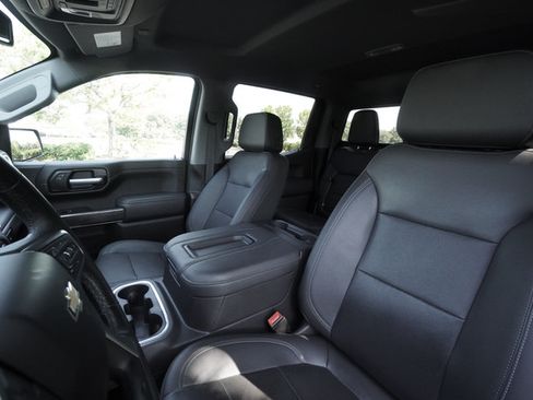Used 2021 Chevrolet Silverado 1500 LTZ AWD/4WD image 25