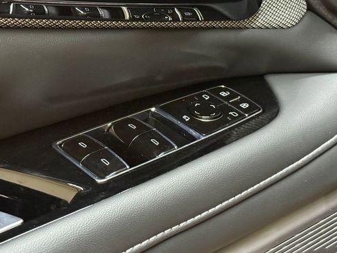 New 2025 Cadillac Optiq Sport 2 w/ LPO, Floor Liner Package image 24