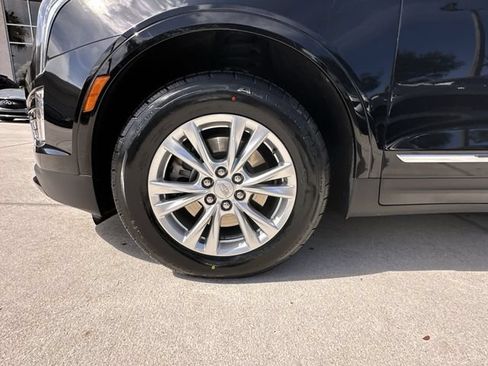 Certified 2024 Cadillac XT5 Luxury FWD image 18
