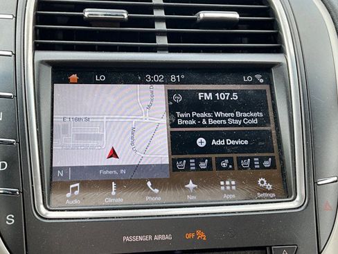 Used 2017 Lincoln MKX Reserve w/ Lincoln MKX Climate Package image 6