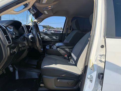 Used 2019 RAM 2500 Big Horn image 11