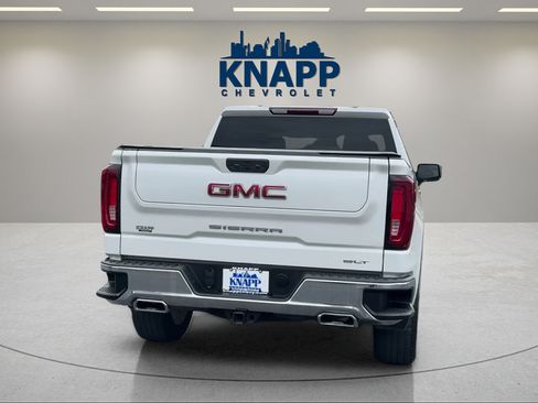 Used 2022 GMC Sierra 1500 SLT AWD/4WD image 4