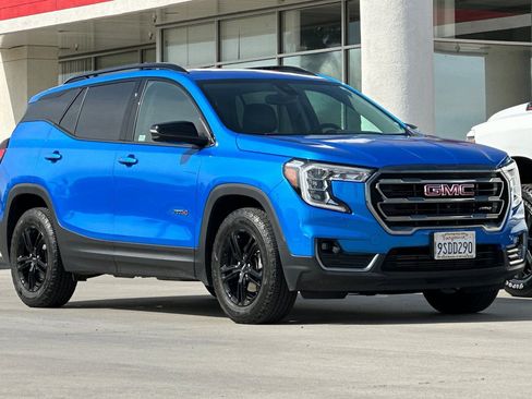 Used 2024 GMC Terrain AT4 w/ Tech Package image 8