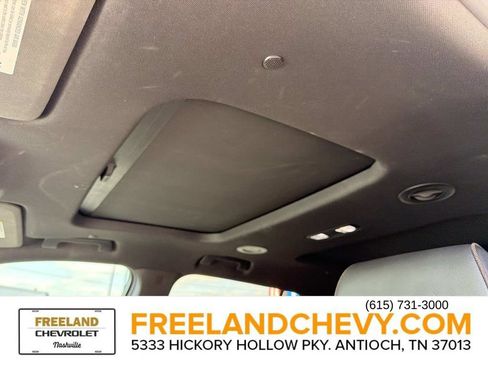 Used 2023 Chevrolet Traverse High Country FWD image 27