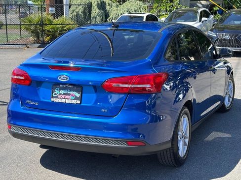 Used 2018 Ford Focus SE FWD image 13
