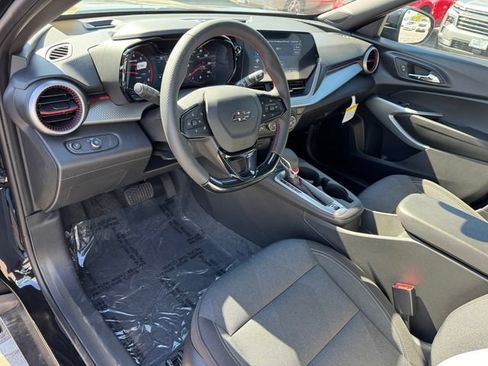New 2026 Chevrolet Trax RS w/ Sunroof Package FWD image 14