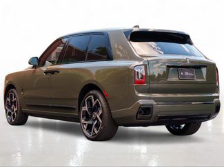 Used 2025 Rolls-Royce Cullinan Black Badge AWD/4WD video 2