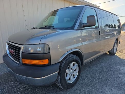 Used 2009 GMC Savana 1500 Passenger w/ LT Preferred Equipment Group image 11