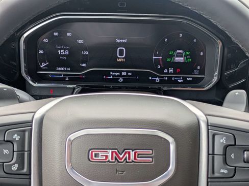 Used 2024 GMC Sierra 1500 SLT w/ SLT Premium Plus Package AWD/4WD image 15