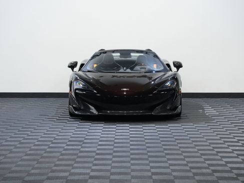 Used 2020 McLaren 600LT Spider RWD image 4
