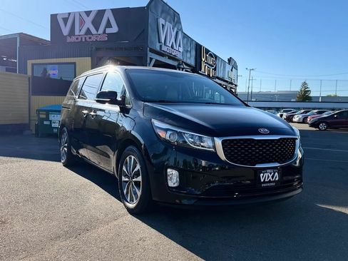 Used 2015 Kia Sedona SX FWD image 1