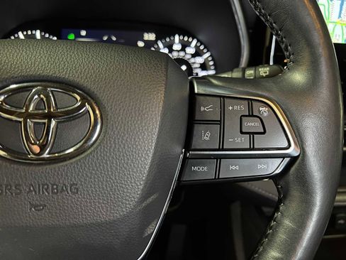 Used 2021 Toyota Highlander Platinum image 30