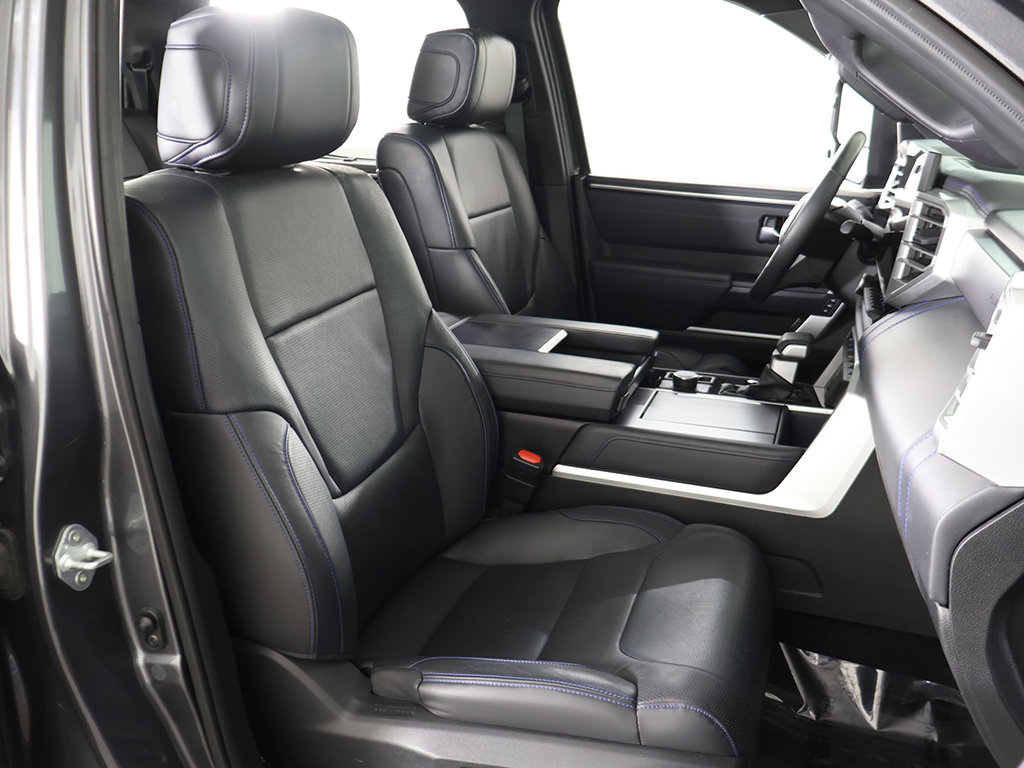 Used 2022 Toyota Tundra Platinum AWD/4WD image 34