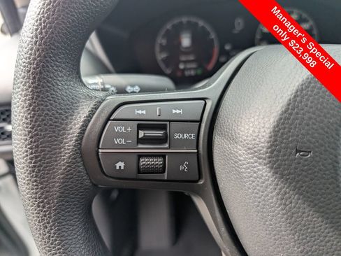 Used 2025 Honda HR-V LX image 16