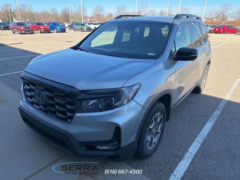 Certified 2022 Honda Passport TrailSport image 1