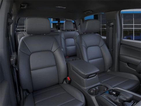 New 2025 Chevrolet Colorado LT w/ LT Convenience Package image 16