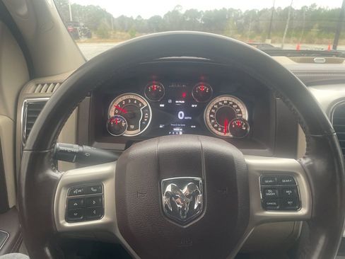 Used 2018 RAM 1500 Laramie w/ Convenience Group image 12