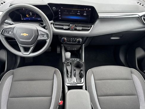 Used 2025 Chevrolet TrailBlazer LT FWD image 14