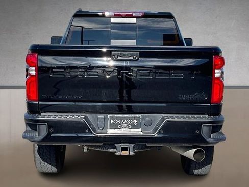 Used 2024 Chevrolet Silverado 3500 High Country w/ Midnight Edition image 4