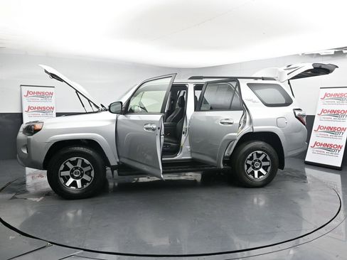 Used 2022 Toyota 4Runner TRD Off-Road Premium image 44