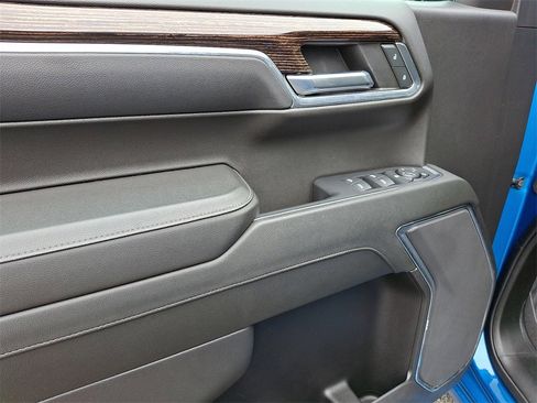 Certified 2024 GMC Sierra 1500 Elevation w/ LPO, Elevation Black Package image 2