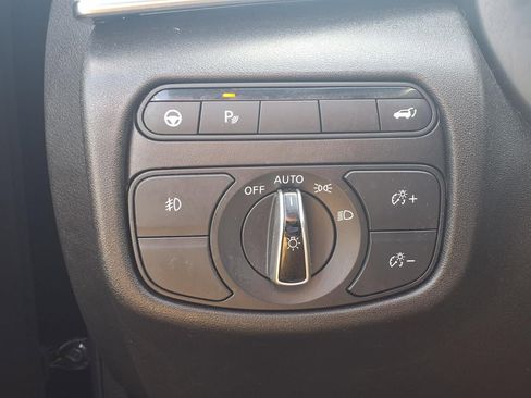 Used 2023 INFINITI QX55 Luxe w/ Cargo Package image 6